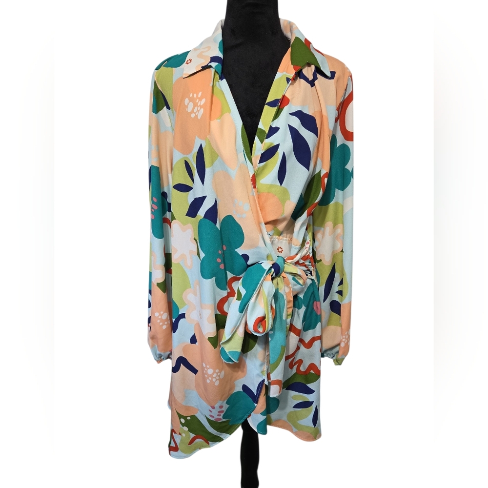 BUCKETLIST Sheer Tie Waist Floral Top Large